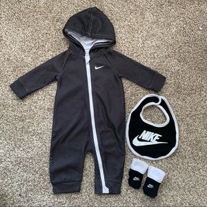 LIKE NEW 0-6 mo Tracksuit